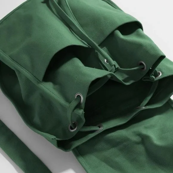 baggu drawstring canvas backpack bag in eucalyptus - Picture 9 of 9